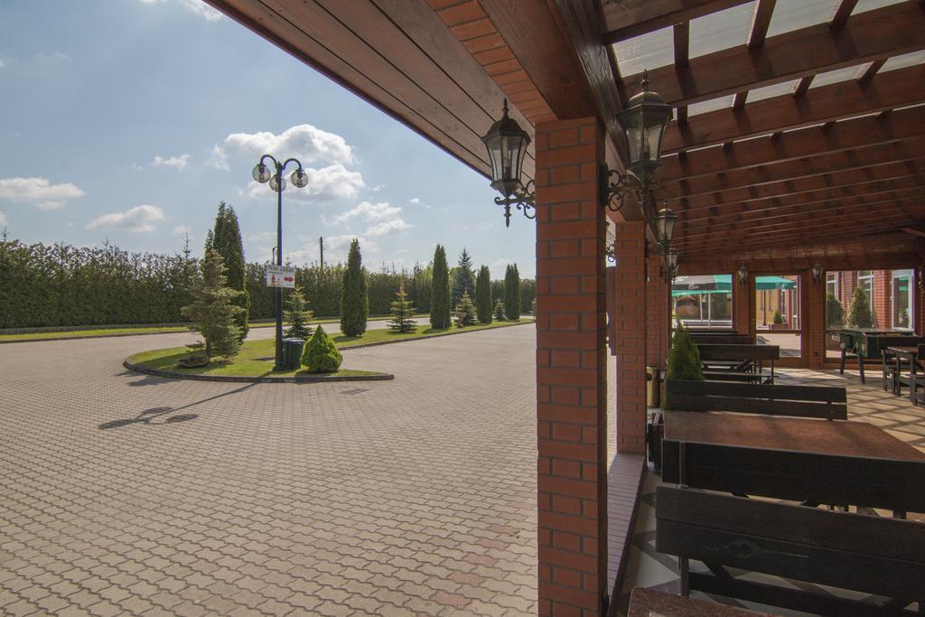 Holiday Stary Folwark Exterior foto